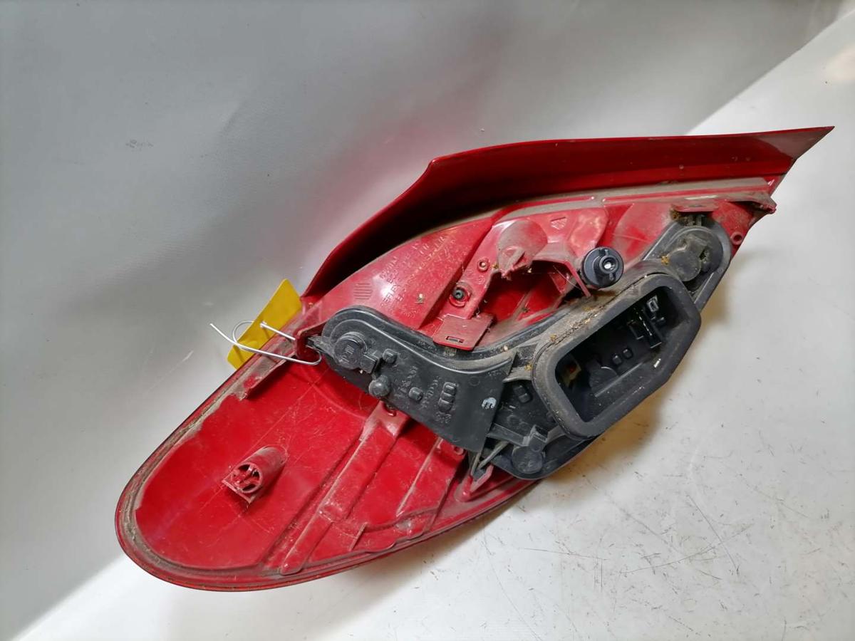 Peugeot 207 original Rücklicht Rückleuchte Schlussleuchte rechts Fließheck Facelift Bj.2011
